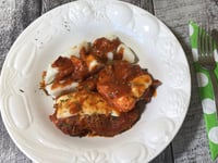 Photo de la Recette: Poulet Farci de Fromage Enrobé de Pâte Tomate