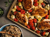 Photo de la Recette: POULET GRILLÉ AUX ARTICHAUTS, TOMATES ET CÂPRES