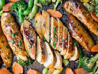 Photo de la Recette: Poulet Teriyaki et Légumes sur une Plaque à Cuisson