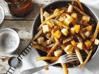 Photo de la Recette: Poutine au Fredondaine, Sauce Barbecue à la Bière, à la Pomme et à L’érable