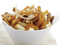 Photo de la Recette: Poutine au Poulet au Beurre