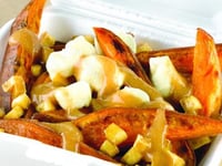 Photo de la Recette: Poutine au Tofu Surprenante