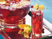 Photo de la Recette: Punch aux Canneberges et aux Framboises