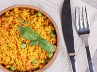 Photo de la Recette: Riz au Curry, Champignons et Petits Pois