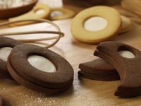 Photo de la Recette: Sablés Chocolat Fourrés Kiri®