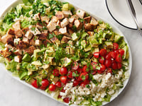 Photo de la Recette: Salade au Guacamole et au Poulet Grillé