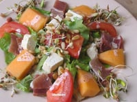 Photo de la Recette: Salade de Melon et sa Vinaigrette Chaude au Porto