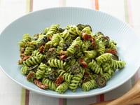 Photo de la Recette: Salade de Pâtes au Pesto Crémeuses