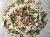 Photo de la Recette: Salade de Pois Chiches, Chou-Fleur et Brocoli