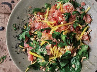 Photo de la Recette: Salade de Pomélo, Mangues et Cresson, de Yotam Ottolenghi