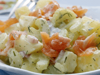 Photo de la Recette: Salade de Pommes de Terre au Saumon Fumé au Céleri et aux Fines Herbes