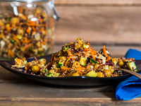 Photo de la Recette: SALADE DE QUINOA ROUGE ET POIS CHICHES À LA DINDE
