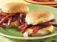Photo de la Recette: Sandwichs aux Vers et à la Sauce Barbecue