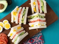 Photo de la Recette: Sandwichs Triples Péruviens