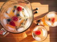 Photo de la Recette: Sangria Kir Royal