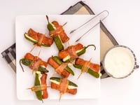 Photo de la Recette: Saucisses au Bacon et au Piment Fort