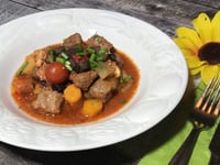 Photo de la Recette: Saucisses Italiennes et Légumes à la Mijoteuse