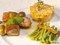 Photo de la Recette: Sauté de Veau au Citron, au Thym et aux Olives Vertes