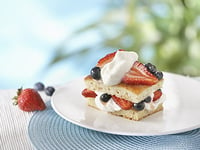 Photo de la Recette: SHORTCAKE AUX FRAISES ET AUX BLEUETS