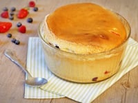 Photo de la Recette: SOUFFLÉ AUX FRUITS ROUGES