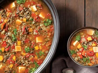 Photo de la Recette: SOUPE AUX LÉGUMES, AU RIZ SAUVAGE ET AU TOFU À LA MIJOTEUSE