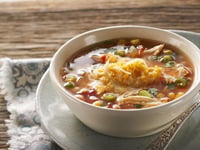 Photo de la Recette: Soupe Copieuse au Poulet à la Mode Mexicaine