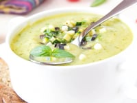 Photo de la Recette: Soupe de Concombre Froide à la Menthe et Yaourt