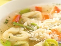 Photo de la Recette: SOUPE DE TORTELLINI AU FROMAGE