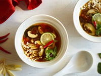 Photo de la Recette: Soupe Phô Tom Yum Végétarienne