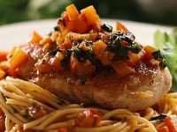 Photo de la Recette: Spaghetti et Poitrines de Poulet à L'ail et au Basilic