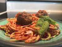 Photo de la Recette: Spaghetti Sauce Tomates et Boulettes Piquantes