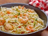 Photo de la Recette: Spaghettis aux Crevettes, à L'ail et au Beurre