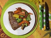 Photo de la Recette: Steak et Sauté de Légumes