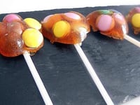 Photo de la Recette: Sucettes de Caramel au Bonbons