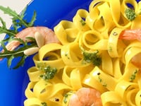 Photo de la Recette: Tagliatelle au Pesto de Roquette et Crevettes