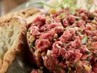 Photo de la Recette: Tartare de Bœuf Rémoulade de Chou-Rave