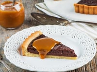 Photo de la Recette: Tarte au Chocolat avec Sauce au Caramel Salé