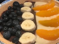 Photo de la Recette: Tarte Moitié Chocolat Moitié Vanille avec Fruits