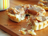 Photo de la Recette: Tartelettes aux Noix et Caramel au Beurre Salé