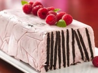 Photo de la Recette: Torte Congelée à la Framboise et aux Gaufrettes de Chocolat