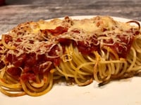 Photo de la Recette: Tortillas au Poulet, Spaghetti, Sauce et Fromage