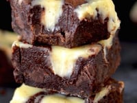 Photo de la Recette: Tourbillon Choco-fromage Riche et Décadent