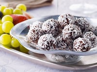 Photo de la Recette: TRUFFES AU CHOCOLAT, AUX DATTES ET AU RIZ