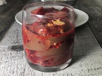 Photo de la Recette: Verrine de Biscuits Graham avec Gelée de Fraises et Pouding au Chocolat