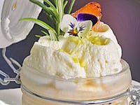 Photo de la Recette: Verrine Gourmande Chocolat Blanc Abricot Romarin