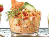 Photo de la Recette: VERRINES DE TARTARE DE SAUMON À LA MÉDITERRANÉENNE DE GENEVIÈVE EVERELL