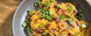 Pommes de terre écrasées au cheddar et au bacon