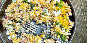 Photo de la Recette: Salade de rue mexicaine : Salade de pâtes et maïs grillé