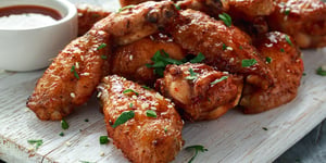 Ailes de Poulet Piquantes, Sauce à l'Ail