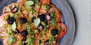 Photo de la Recette: Carpaccio de Tomates au Pesto de Pistaches